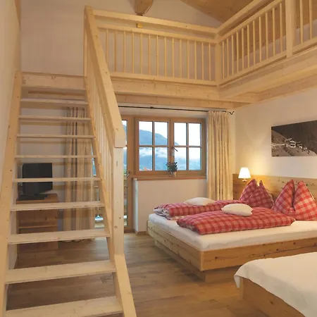 Konukevi Jausenstation Pfefferbauer Zell am See