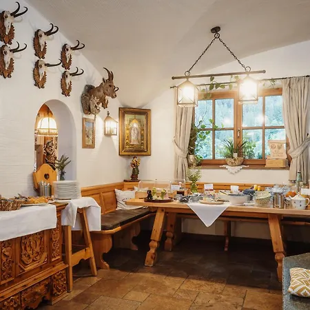 Jausenstation Pfefferbauer Gasthof Zell am See