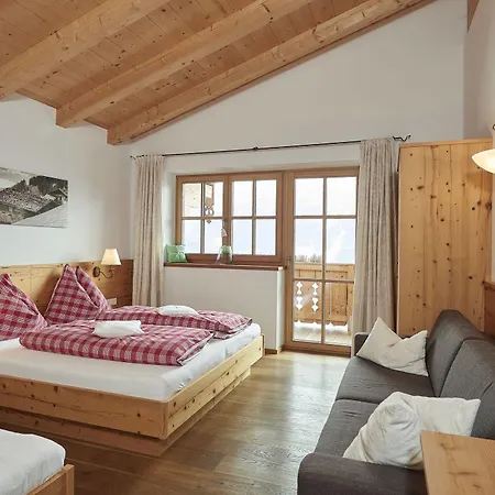 Konukevi Jausenstation Pfefferbauer