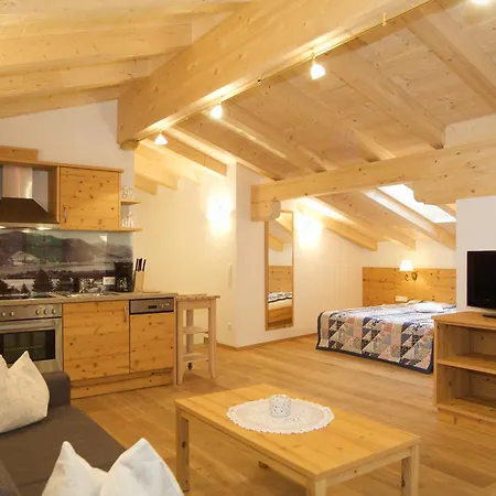 Jausenstation Pfefferbauer צל-אם-זי